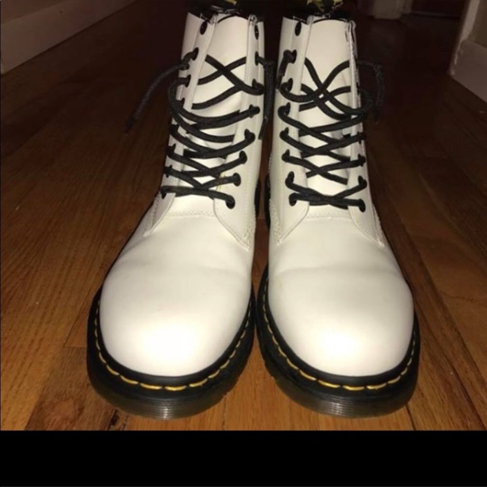 White dr. martens